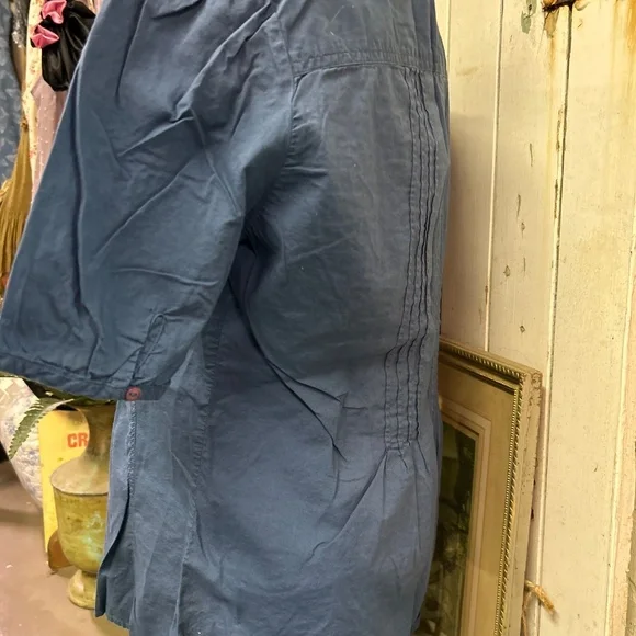 100% cotton button up top - Picture 4 of 6